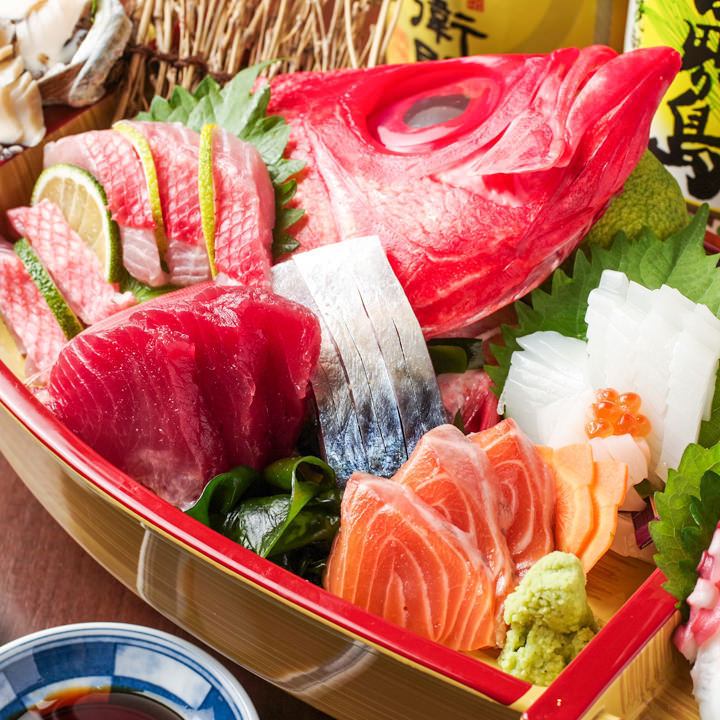 We will deliver fresh seafood ingredients procured at Tenman Market every morning ♪