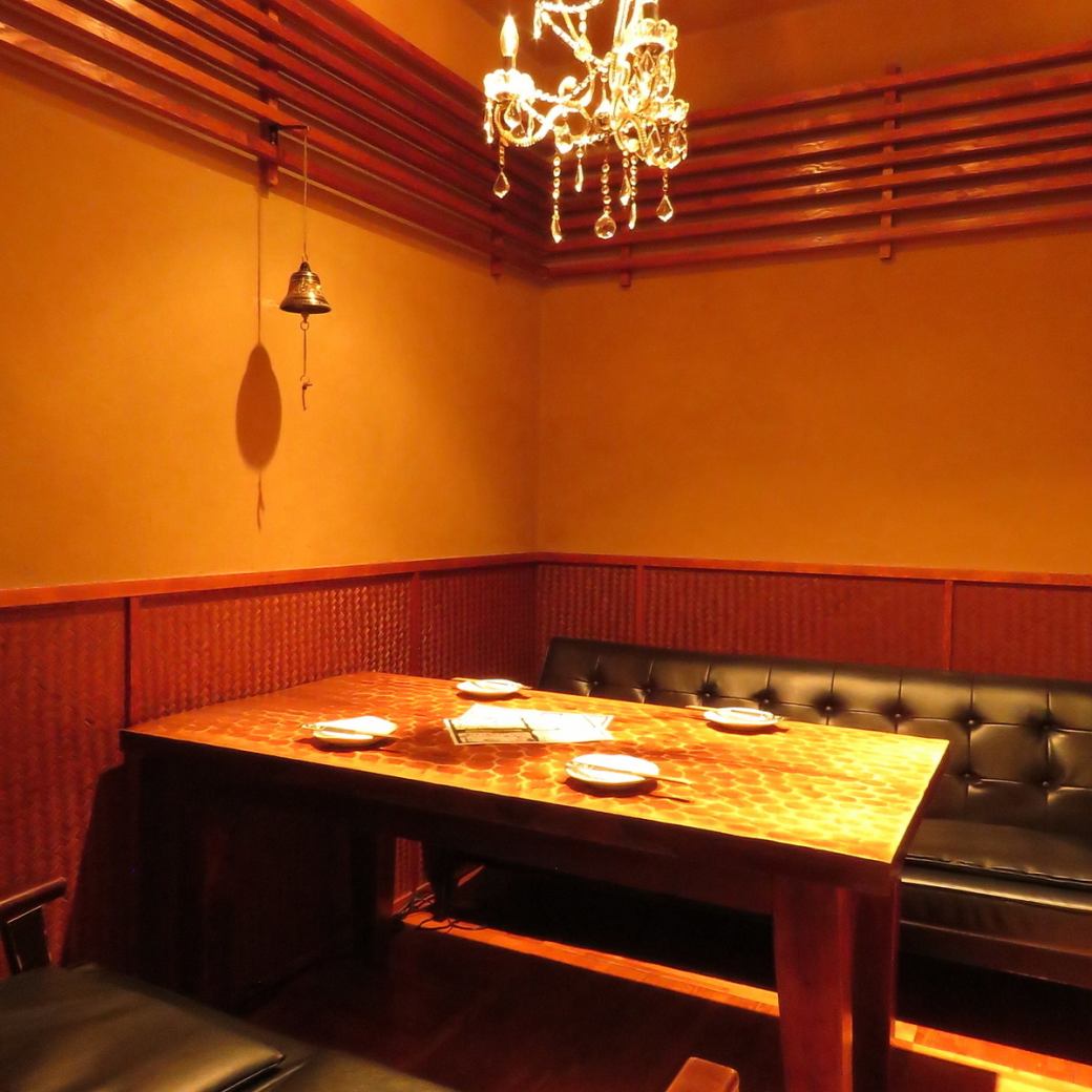 Sofa seats and private kotatsu seats are available ♪ Please relax only with your friends