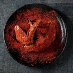 手羽先　赤　自家製旨辛だれ　5本