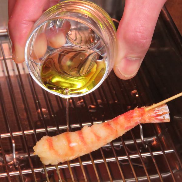 四季折々の厳選食材をしっかりと味わっていただけるよう、岩塩をメインにしております。