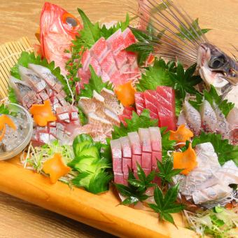 市場酒舗の忘年会!長井水産直送の鮮魚と自慢のやきとん! 120分飲み放題付き7品