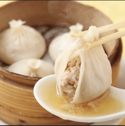 【餃子・小籠包等5種点心食べ放題付コース】2H飲み放題付き◇全8品4500円⇒3500(税込)