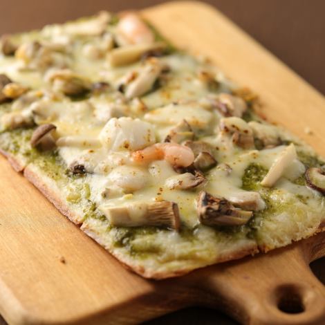 The melted cheese is the best! "Seafood and Mushroom Genovese"