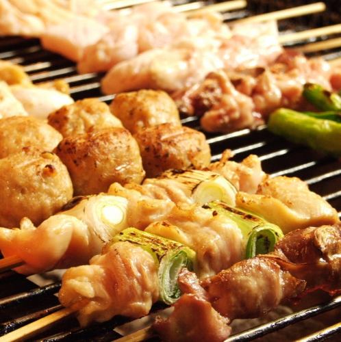 Slowly grilled over charcoal ♪ [Popular skewers]