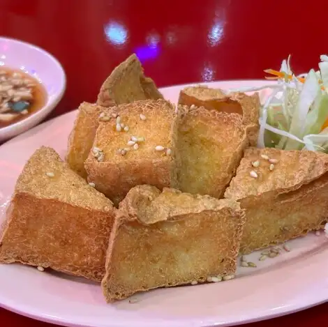 熱々揚げ豆腐とスイーツチリソース