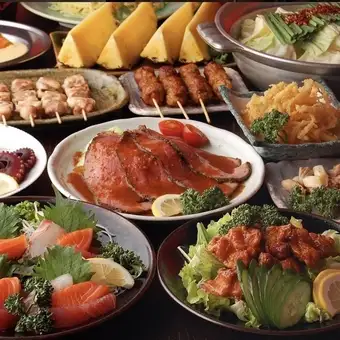 【仅限周日】2 小时无限量畅吃套餐，包含 25 种菜品，包括烤鸡串和我们著名的南蛮鸡薯条！