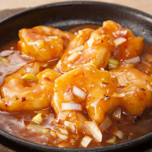 Boiled chili sauce with shrimp