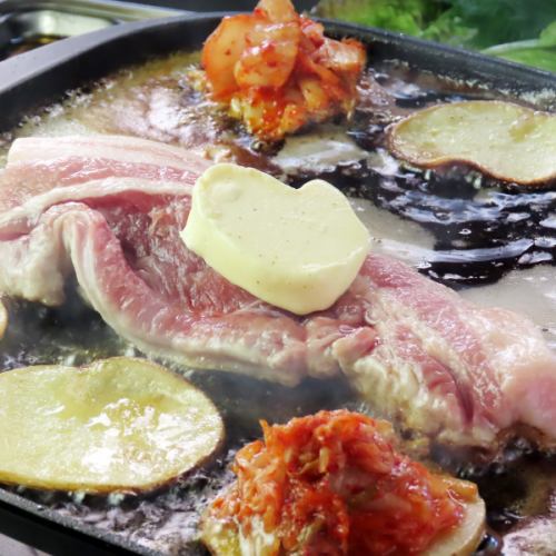 渾身のコース料理を…