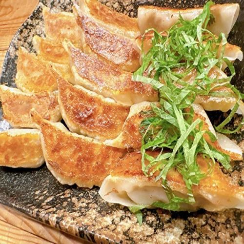 全てこだわり自家製餃子！