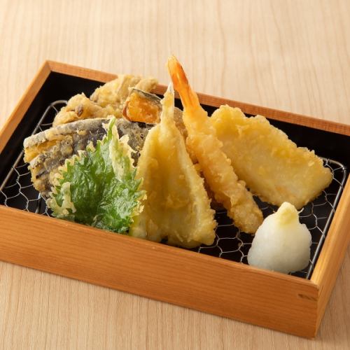 Assorted tempura