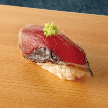 Line-caught bonito tataki (seared bonito) 1 piece