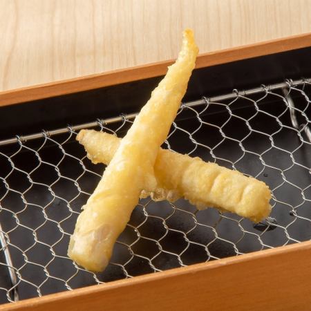 姫竹の天ぷら　2本