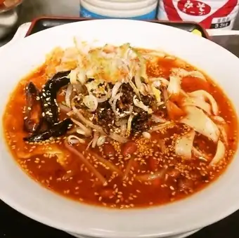 マーラ刀削麺