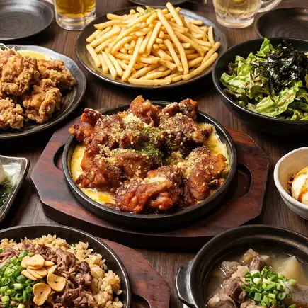 【平日限定】特製チーズタッカルビ風チキン＆牛すじ塩煮込みの超得コース【2時間飲み放題】