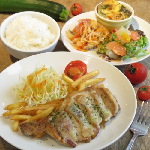 [Popular] Juicy ♪ Kyoto-flavored chicken cheese-grilled dinner set ◇ From 17:00