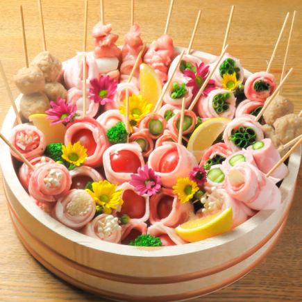 [3 hours all-you-can-drink ☆] 8 dishes including vegetable-wrapped skewers, charcoal-grilled chicken, and Tecchan nabe for 3,500 yen (+500 yen premium all-you-can-drink)