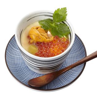Steamed egg custard with sea urchin and salmon roe
