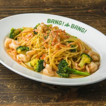 Shrimp and broccoli peperoncino
