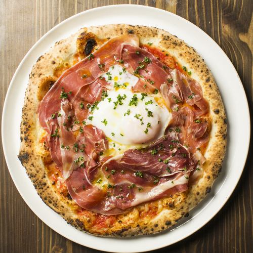 Bismarck pizza with soft-boiled eggs and bacon