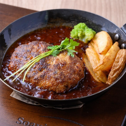 "Matsusaka Beef & Sakura Pork" and "Imported Beef & Domestic Pork" made with branded beef and pork