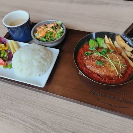 ソアヴィータハンバーグプレート