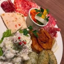 Assortment of 6 types of appetizers