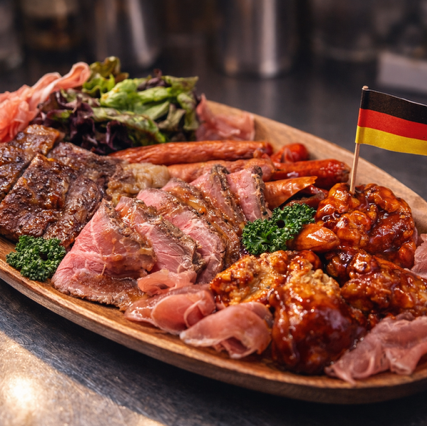 肉×肉の盛り合わせ（2～3人前）