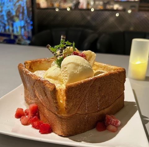 【甘いデザートも忘れず♪】蜂蜜たっぷりハニートースト