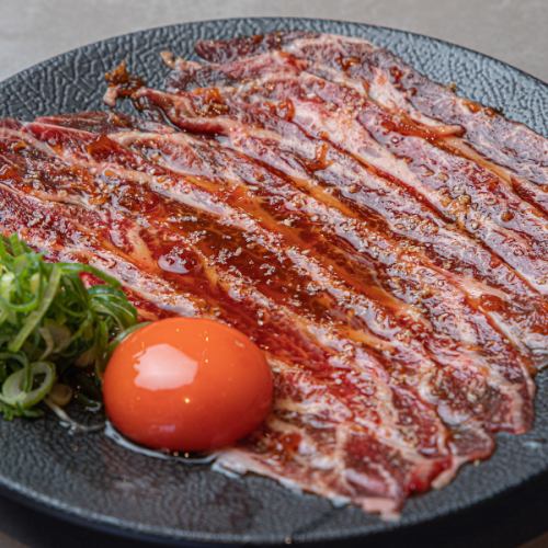 天肉ユッケ1078円（税込）