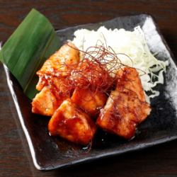 ピリッと辛い!!サーモンの竜田揚げ