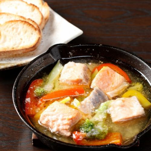 シルバーサーモンアヒージョ