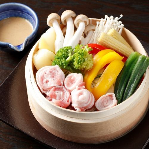 豚バラ肉と彩り野菜せいろ