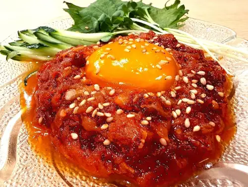 店長考案!! 生ハムユッケ