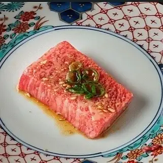 霜降り和牛厚切り