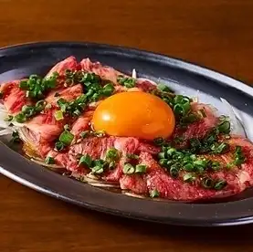 黒毛和牛サーロイン月見炙り刺し