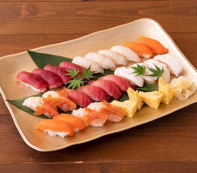 シャリには味わいまろやかな赤酢使用！本格江戸前鮨