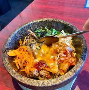 石焼きビビンバ
