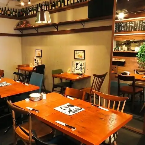 落ち着いた雰囲気の店内はデートにもぴったりです！