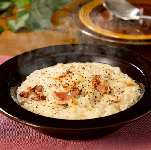 薪火焼きベーコンのチーズリゾット