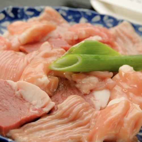 [New sensation!] Exceptionally fresh "raw" salt offal eaten with salt