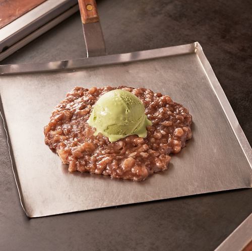 鉄板あんころもち(バニラアイスor抹茶アイス)