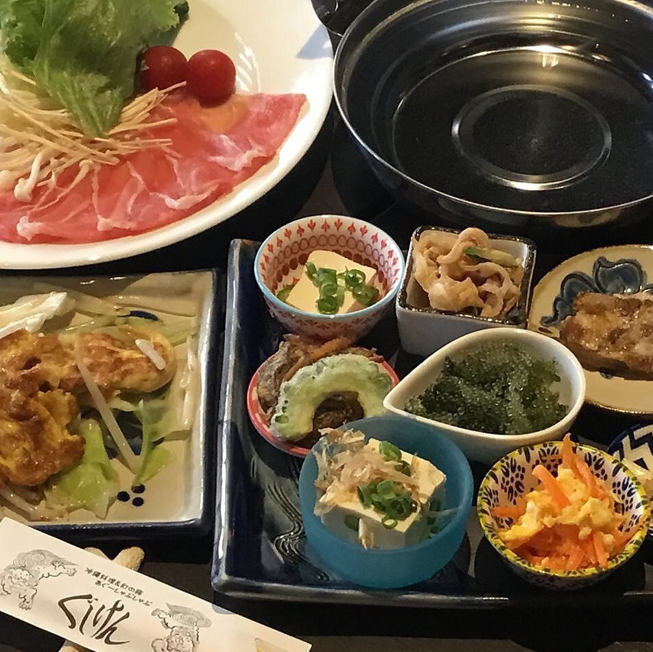 超值的無限暢飲女子會套餐，讓您盡情享受各種沖繩料理！