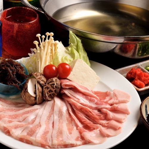 【冠軍】阿古豬肉涮涮鍋（蔬菜、稀飯或沖繩蕎麥麵）