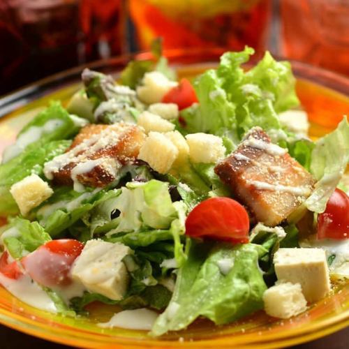 Caesar salad with Karikari soup car