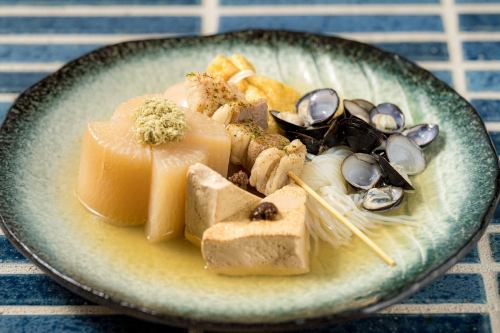Double extract of clams and dried sardines! "Five kinds of oden assortment"