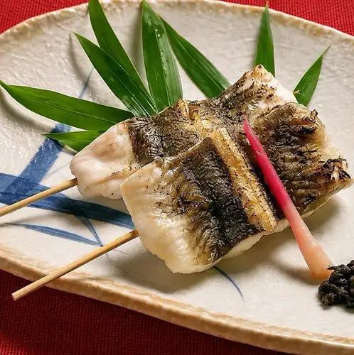 采用大量当地食材制成