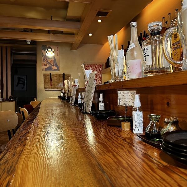 【南海難波(南海)駅南出口より徒歩約4分】駅からすぐにある居酒屋『大正浪漫酒房 ～月読～』です！飲み放題やコースもあり、あらゆるシーンに対応可能！ランチも営業しておりますのでお気軽にご来店下さい◎