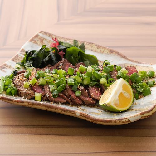 おでんと串カツ以外にも逸品が充実◎