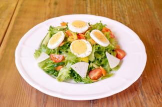 デイジイサラダ