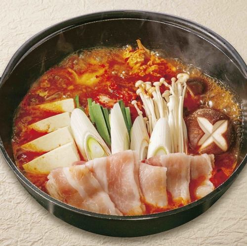 Spicy pork and kimchi hotpot